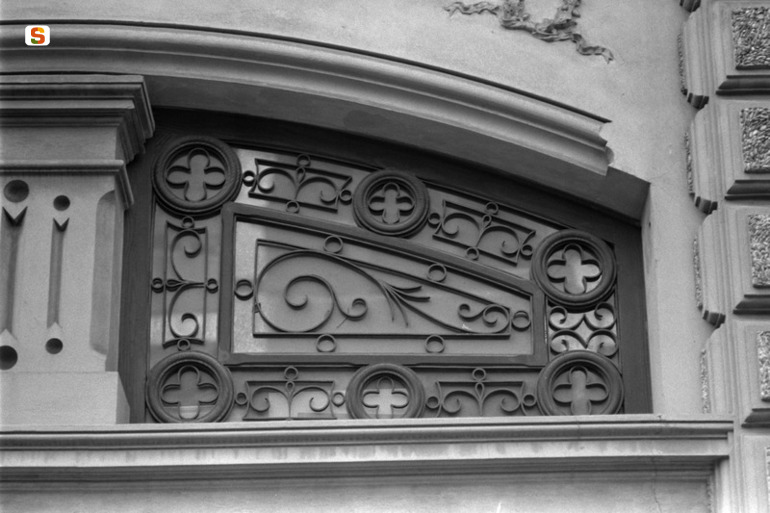 motivo decorativo a volute (grata) di Scano Dionigi (sec. XX)