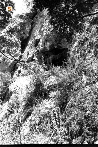 Tafoni Nuraghe Cirixi (necropoli (?)) - Santadi (CI)  (non determinabile)