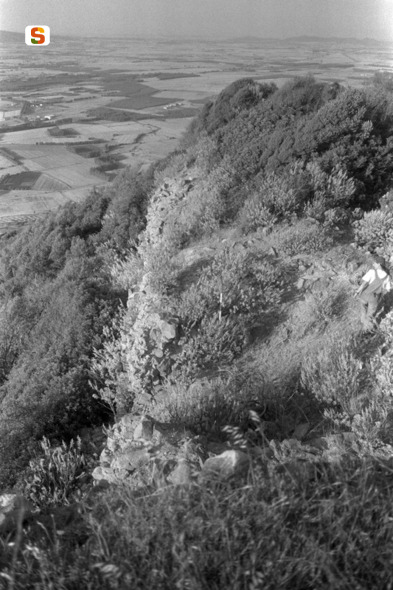 Su Casteddu VM45 (struttura di fortificazione) - Villamassargia (CI)  (secc. XIII-XV d.C.)