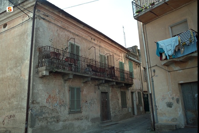 casa  - Orani (NU) 