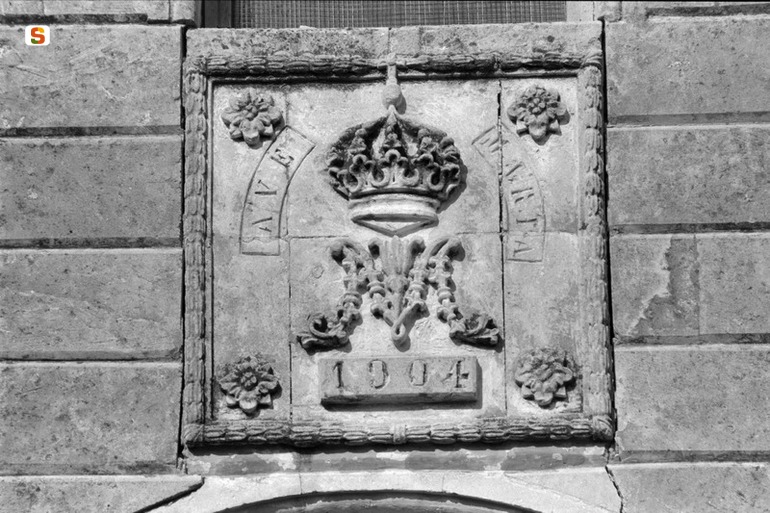 monogramma mariano (rilievo) (sec. XX)