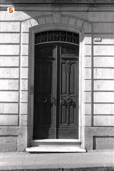 soggetto assente (portone) (sec. XX)