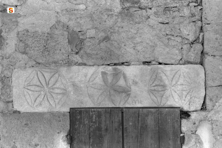 motivo decorativo a rosette (architrave) (sec. XVIII)