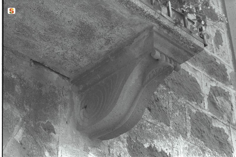 motivi decorativi vegetali (mensola) (sec. XIX)
