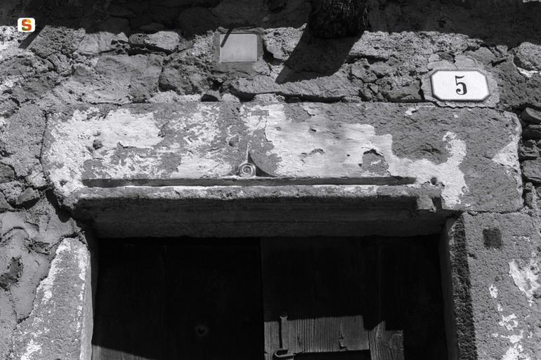 motivo decorativo a rosette (architrave) (sec. XVII)