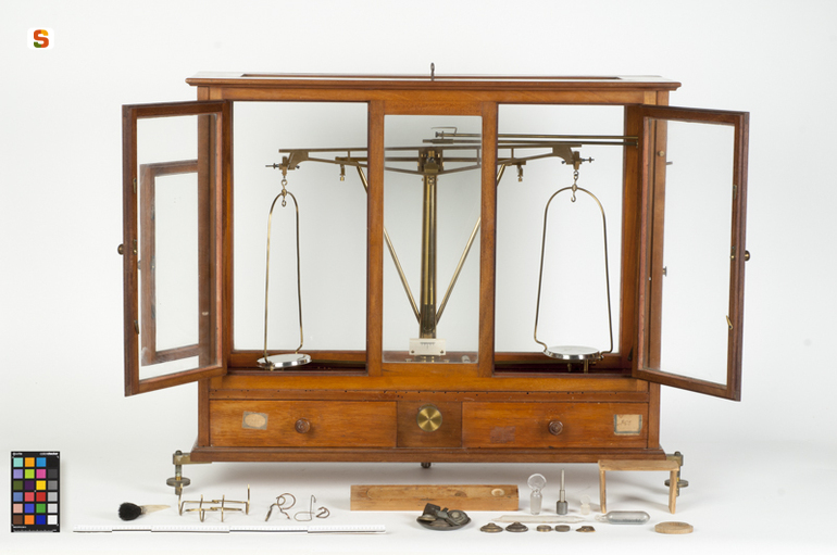 bilancia, analitica, di precisione (sec. XIX)