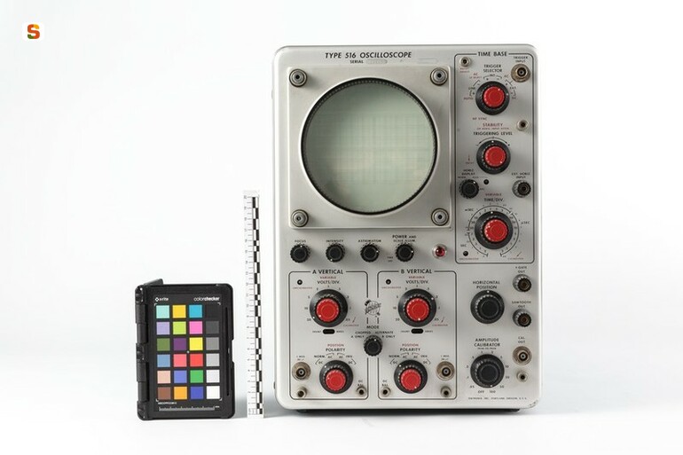 oscilloscopio, a tubo catodico (sec. XX)