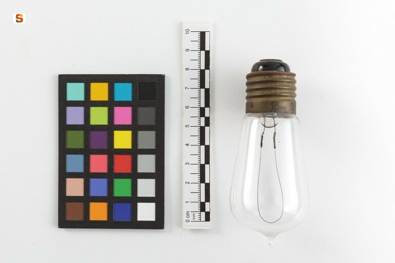 lampada, a filamento sottile (secc. XIX-XX)