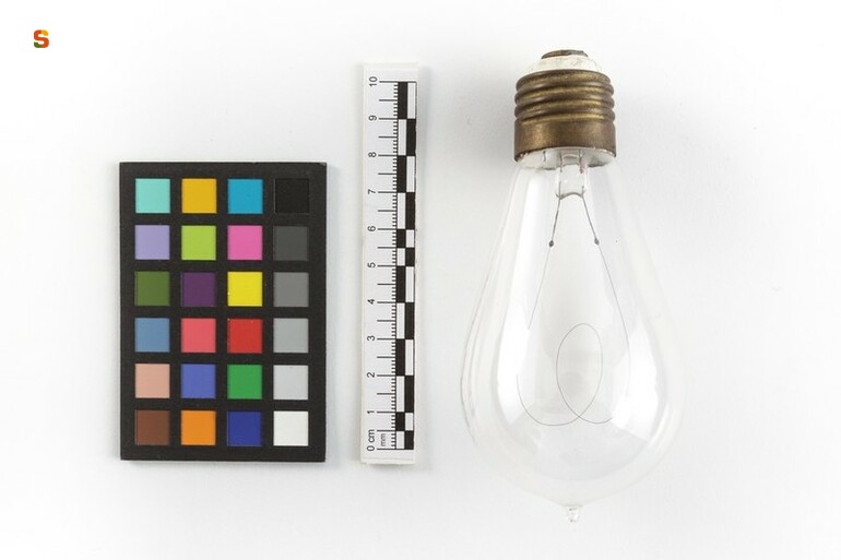 lampada, a filamento sottile (secc. XIX-XX)