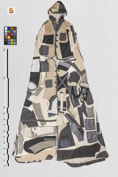 Grande cappa del pastore, soggetto assente (mantello) di Marras Antonio (sec. XXI)