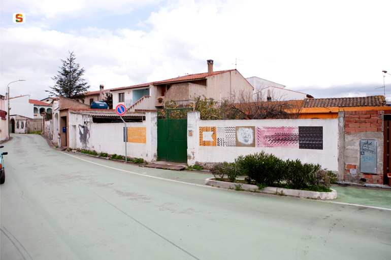 motivi decorativi// volto maschile (murale) di De Locatelli Alfred// Adamini Francesca (sec. XXI)