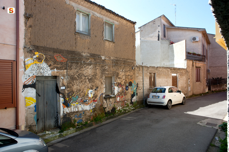 soggetto assente (murale) di Mackiewicz Zofia (sec. XXI)