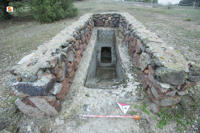 Tomba a camera 10 Monte Sirai (tomba a camera) - Carbonia (CI)  (sec. V a.C.)