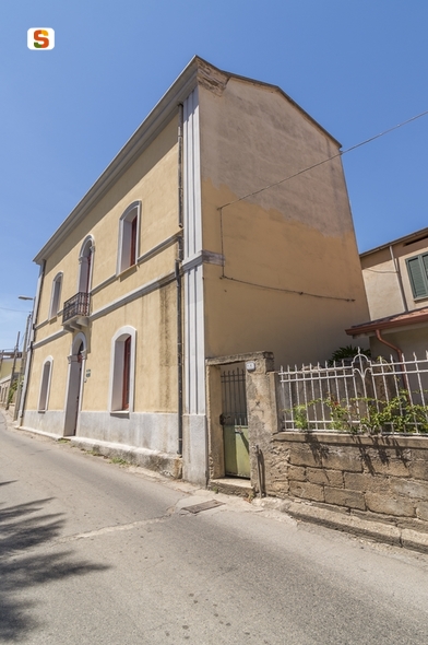 palazzetto  - Gonnosfanadiga (VS) 