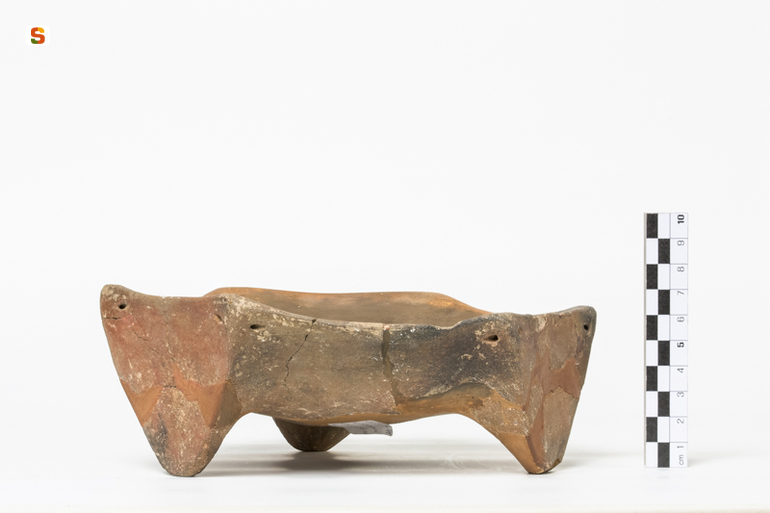 vaso/ tripode - ambito neolitico-eneolitico Ozieri (V-IV millennio BC cal)