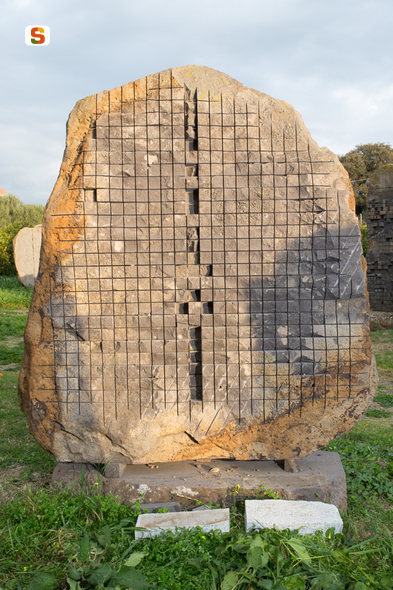 soggetto assente (scultura) di Sciola Pinuccio (secc. XX/ XXI)