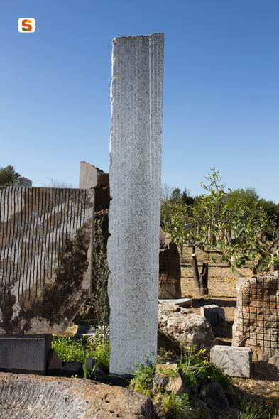 soggetto assente (scultura) di Sciola Pinuccio (secc. XX/ XXI)