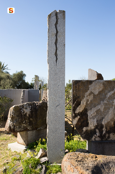soggetto assente (scultura) di Sciola Pinuccio (sec. XXI)