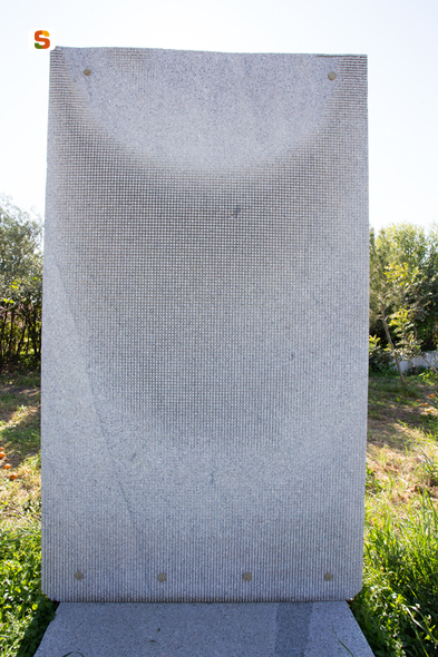 soggetto assente (scultura) di Sciola Pinuccio (sec. XXI)