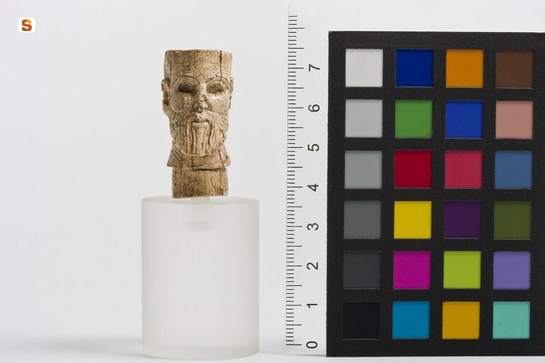 testa maschile - cultura fenicio-punica (sec. IV a.C.)